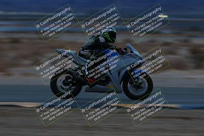 media/Jan-15-2022-CVMA (Sat) [[711e484971]]/Race 15 500 Supersport-350 Supersport/